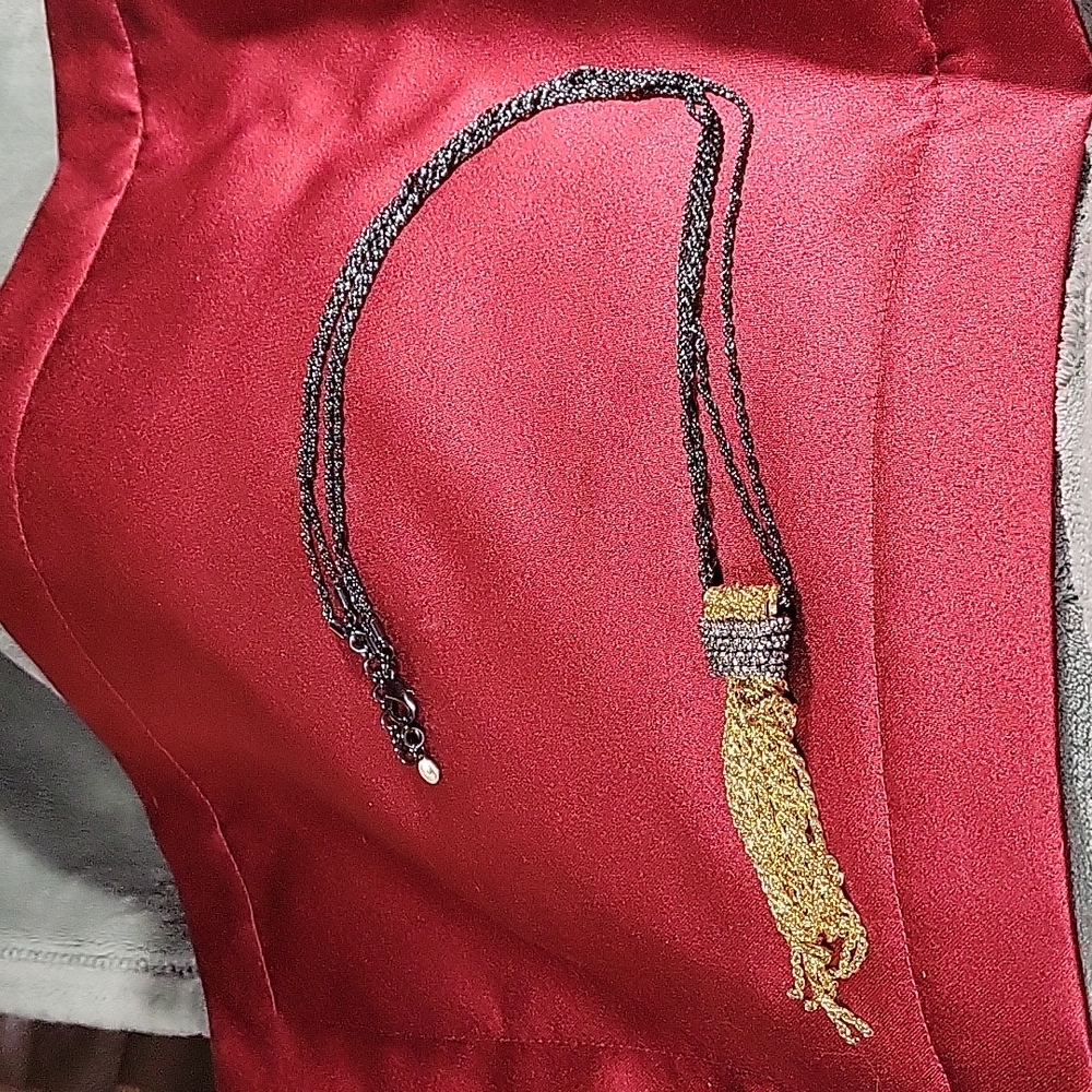 Stella and Dot necklace